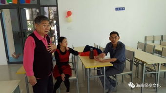 專家志愿者到圖書館少兒服務(wù)區(qū)開展家庭教育咨詢主題交流會