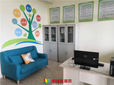 三堡實小教育集團周莊校區迎接銅山區防范校園欺凌、“一表五清”及心理健康教育工作專項督導