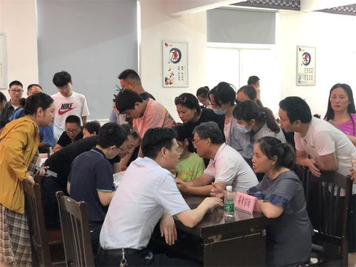 市教育局機關一支部 市教育考試院黨支部聯合開展 為民辦實事 志愿服務活動