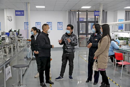 四川廣安服務(wù)專班走進工廠 為企業(yè)趕訂單搭把手 全力以赴拼經(jīng)濟搞建設(shè)